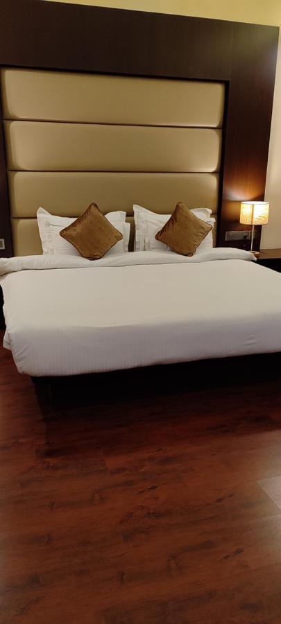 Vivanta Jamshedpur, Golmuri Exterior photo